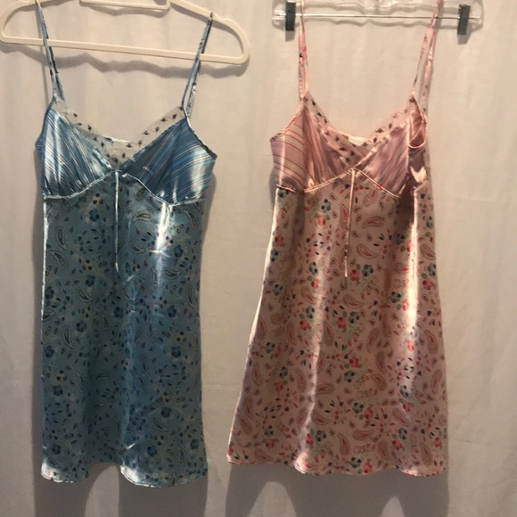 Jaclyn Smith Other - Jaclyn Smith 2 night gowns Size S